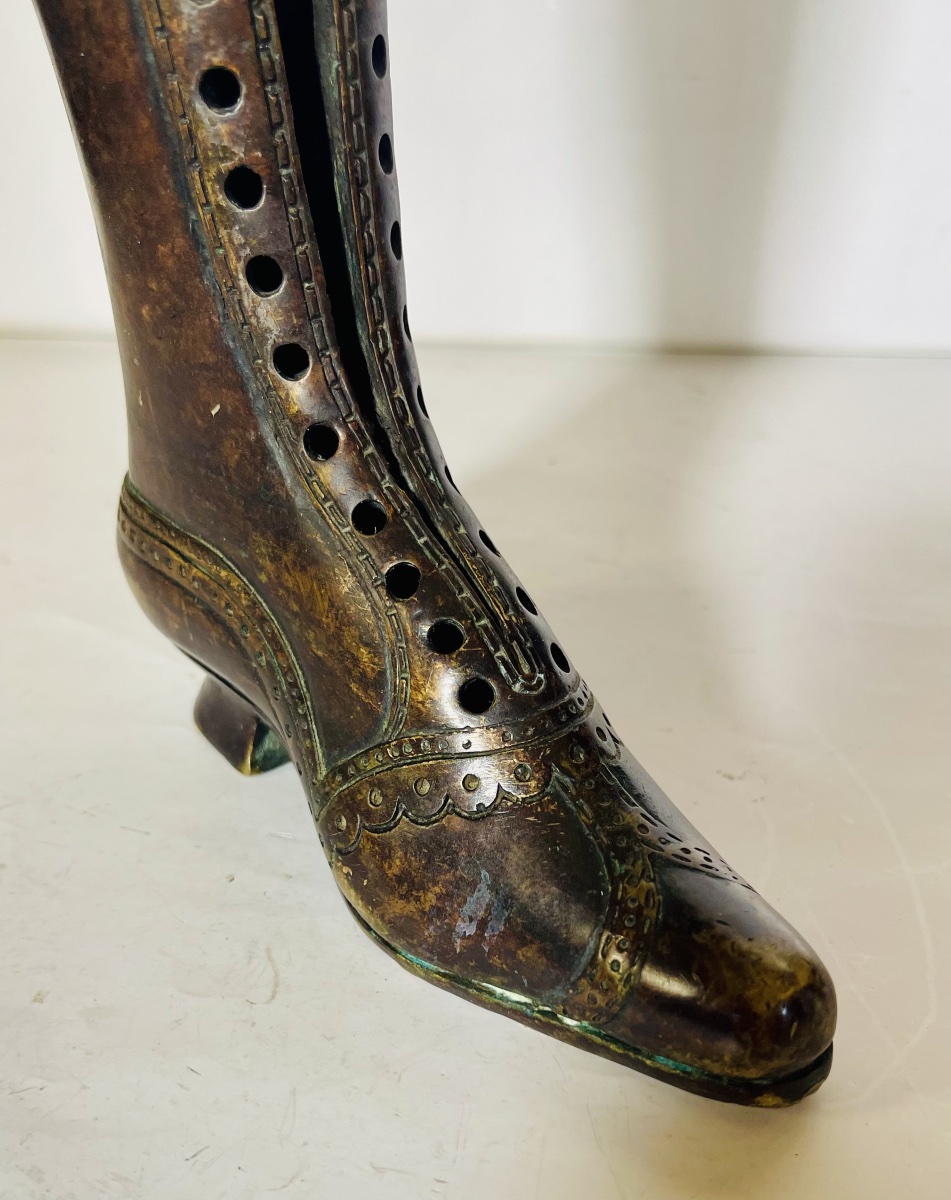 Botte en bronze - Enseigne de magasin-photo-8